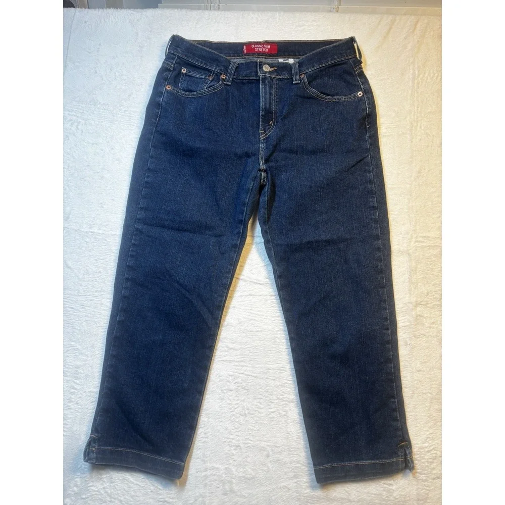 Levi's Classic‎ Slim Fit Jeans Women's Size 12 Mis Med Blue Stretch Denim